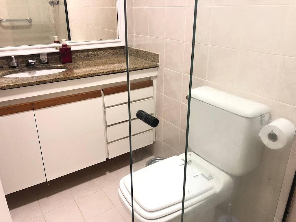 Ganze Wohnung, Ausgezeichnetes apt. Mit 135 m2 bei 70 m. des Meeres, Riviera de São Lourenço-Bertioga-Sp in Praia São Lourenço, Bertioga