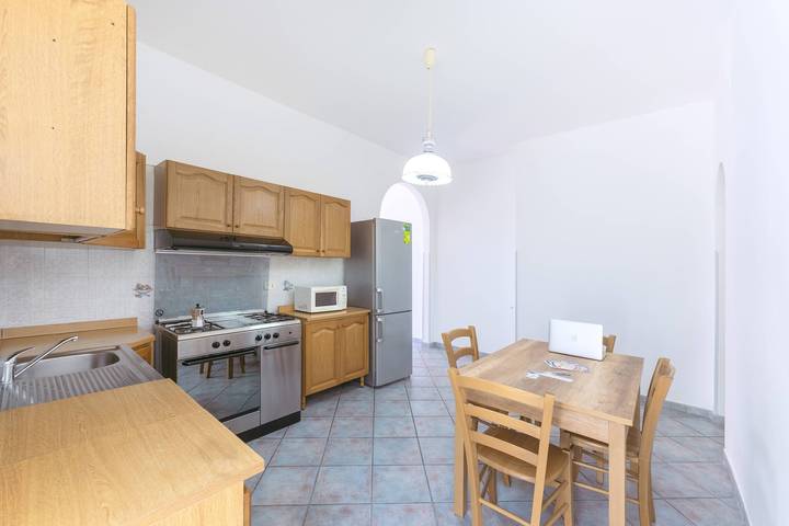 Gîte pour 5 personnes, avec jardin et terrasse à Procida - 3