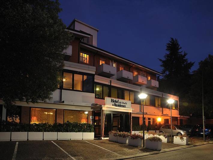 Hotel para 4 personas, con jardín, Se admiten mascotas - 1
