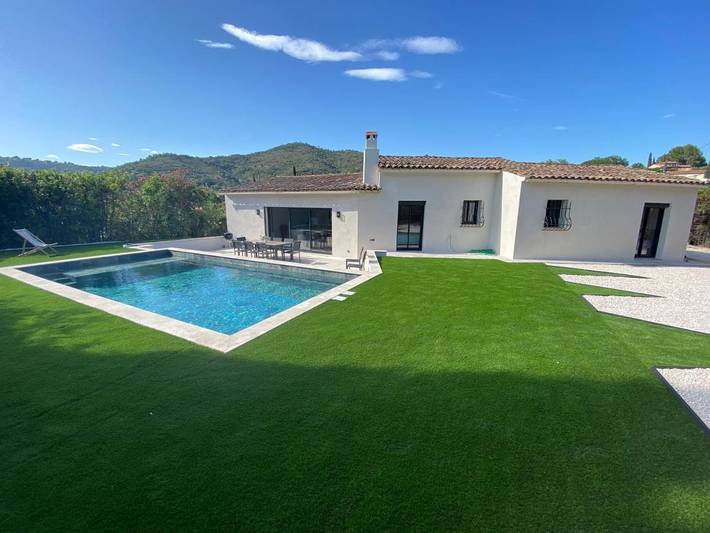 Maison de vacances pour 8 personnes, avec Terrasse ainsi que Jardin et Piscine à Auribeau-sur-Siagne