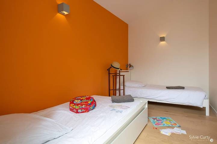 Location de vacances pour 9 personnes, avec jardin et terrasse dans Plage Du Gros Jonc Le Bois Plage En Re - 2