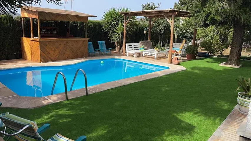 Ferienhaus für 6 Personen, mit Garten und Pool sowie Ausblick - 1