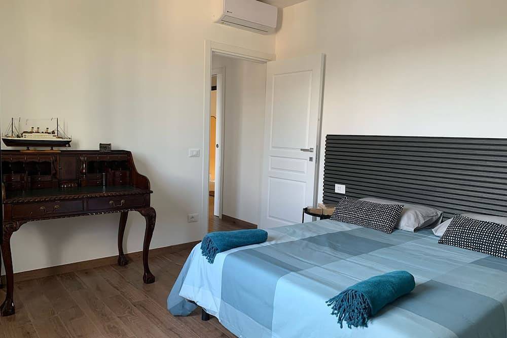 Entire apartment, Cozy apartment 2 steps from Rome finely renovated and equipped in Marino, Parco Regionale dei Castelli Romani