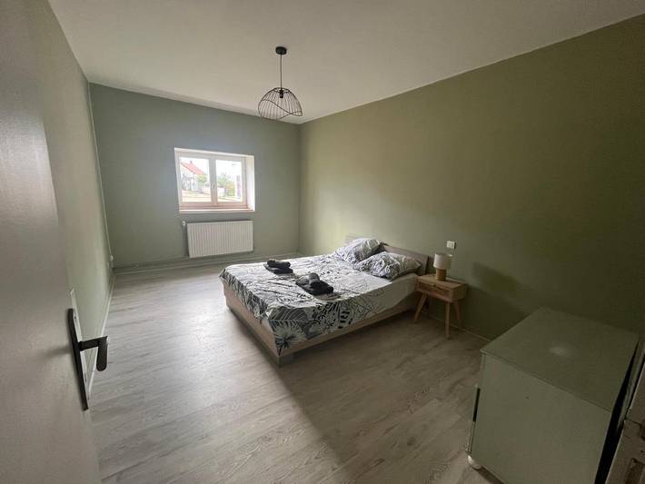 Location de vacances pour 6 personnes, avec Terrasse et Jardin dans Bessais-le-Fromental - 4