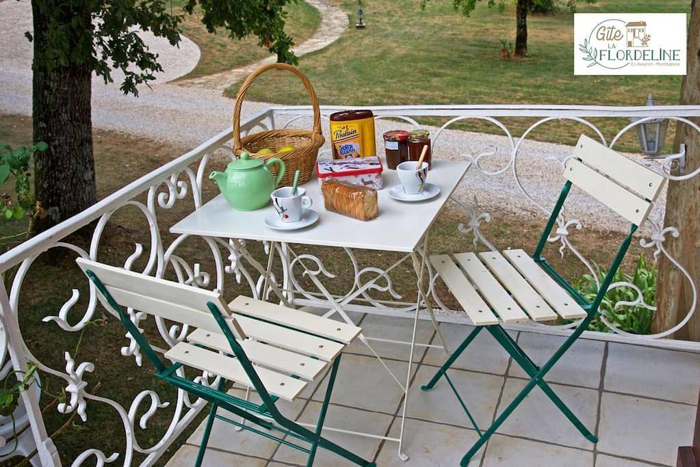 One-Bedroom House in Montbazens, Aveyron