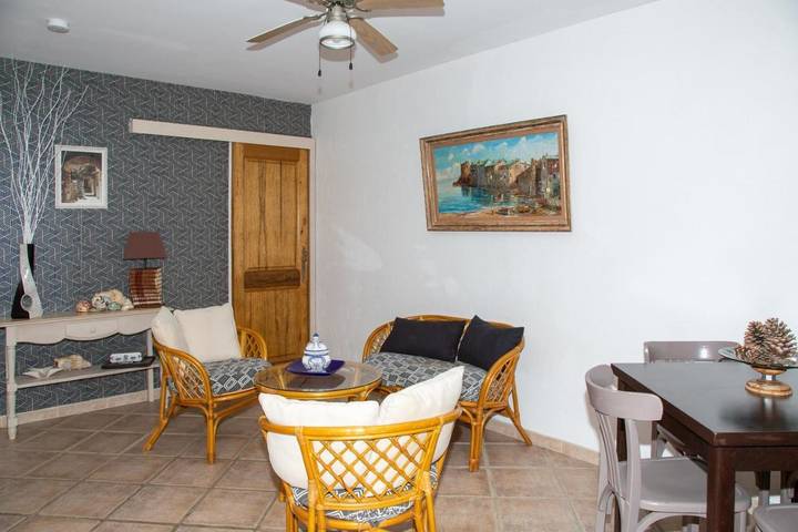 Gîte pour 4 personnes, avec jardin et vue, animaux acceptés à Serriera - 2