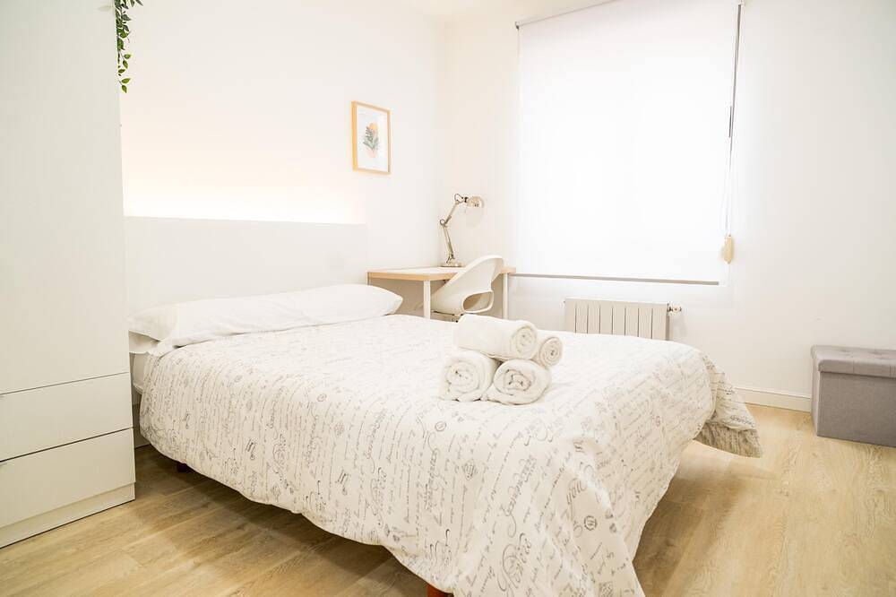 Apartamento entero, ¡Paraíso Cántabro! Piso Moderno en Torrelavega in Torrelavega, Costa de Cantabria