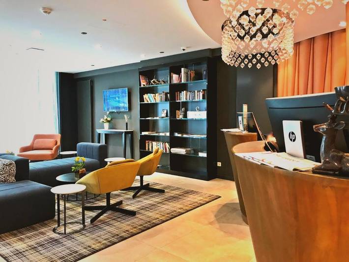 Hotel para 3 personas - 1