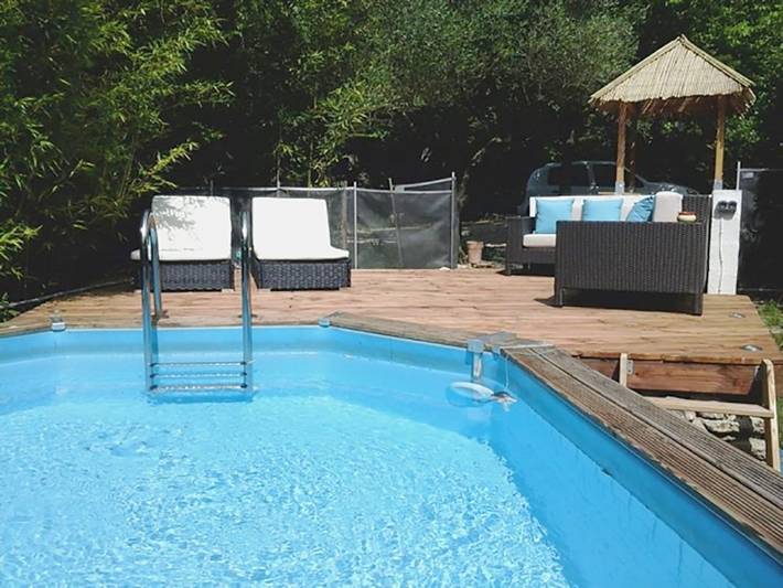 Maison de vacances pour 4 personnes, avec jardin ainsi que vue et piscine, adapté aux familles