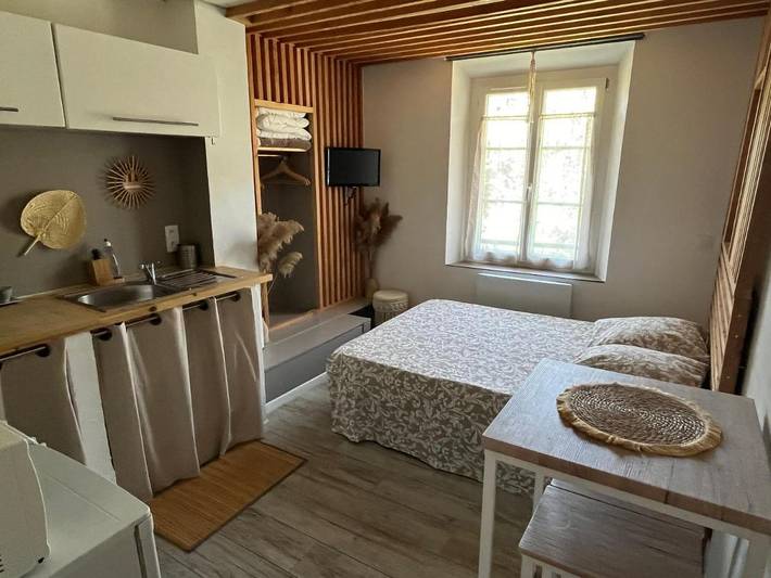 Gîte pour 2 personnes, avec vue et jardin à Digne-les-Bains - 2