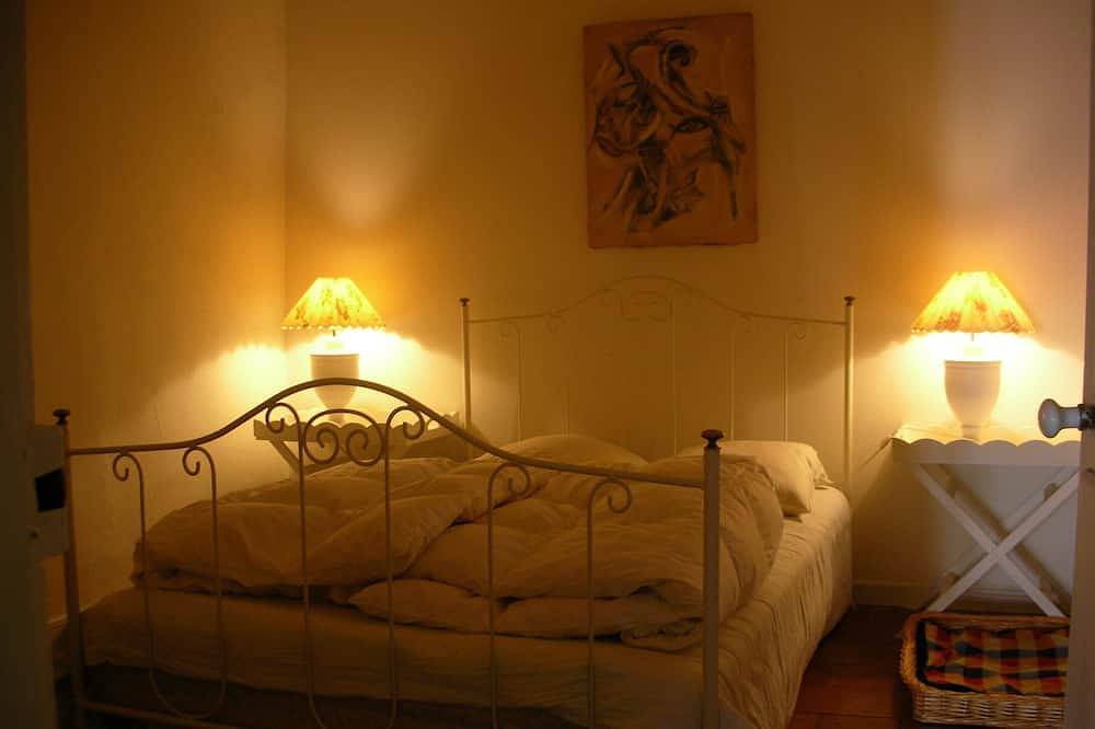 Apartamento entero, Amplio y encantador apartamento con terraza - muy céntrico en gl city in Villefranche-sur-Mer, Nizza Region