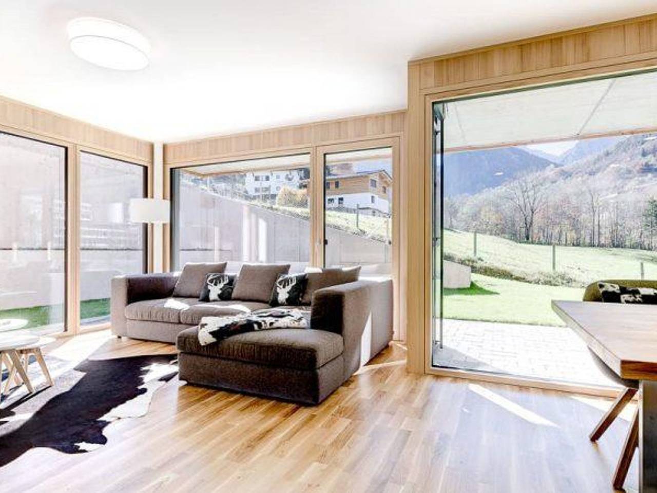 Ganze Ferienwohnung, Montanara Lodge by A-Appartments - Gartenferienwohnung Mottakopf in Brand, Brandnertal