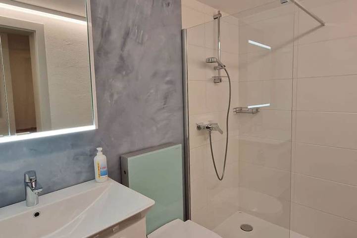 Ganze Wohnung, Haus Rizzi Appartement/Fewo, Dusche, Wc, 1 Schlafraum in Bivio (Graubünden), Surses