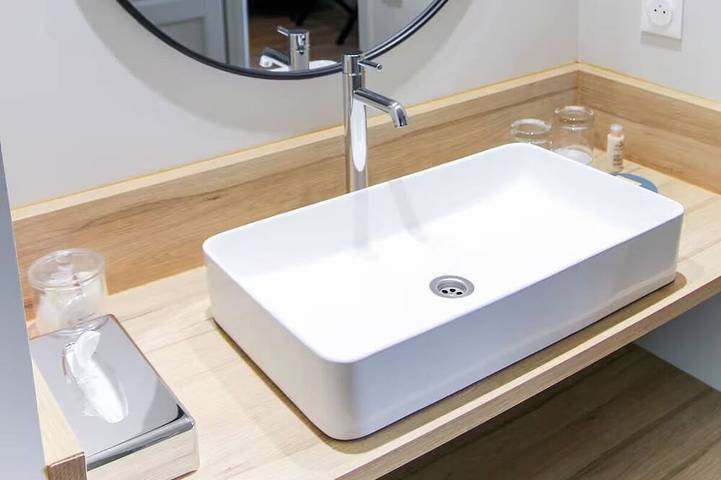 Hôtel pour 4 personnes, avec sauna ainsi que jardin et piscine à Canapville - 4