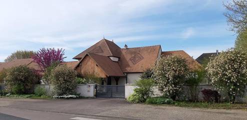 Gîte pour 4 personnes, avec jardin, adapté aux familles à Vignoles