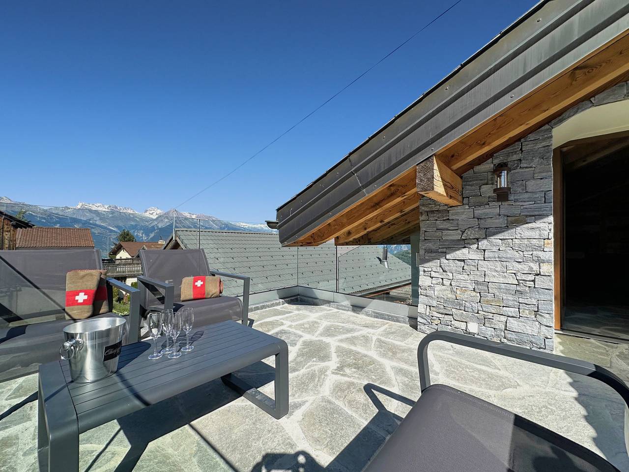 Ganze Wohnung, Pilànous Residence - Penthouse suite - Swiss Alps in Nendaz, Walliser Alpen