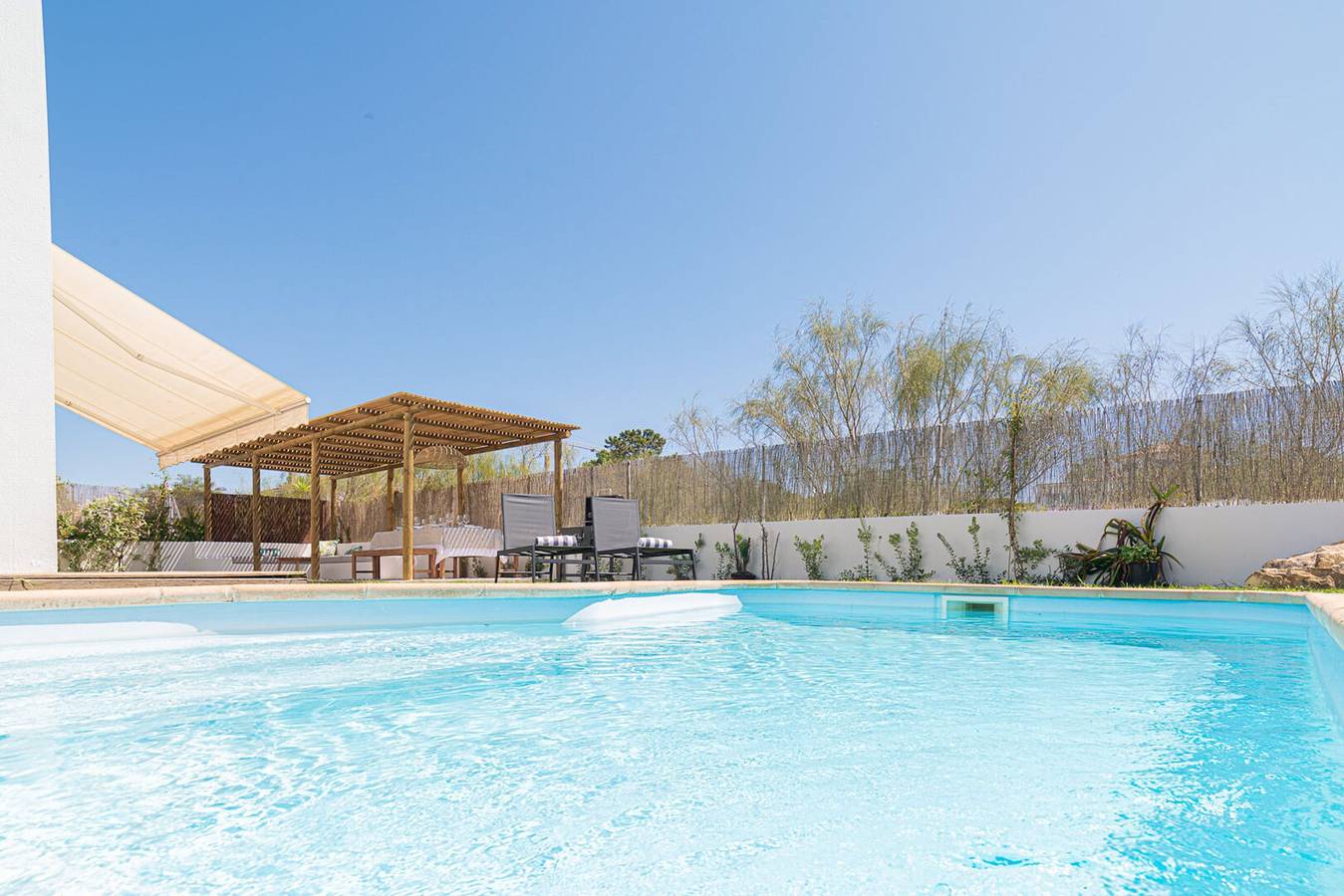 Stunning Troia Villa | 5 Bedrooms | Villa Melissa | Beautiful Furnishings | Close to Beach in Carvalhal, Costa Alentejana