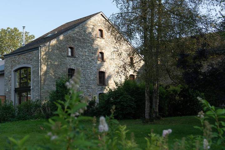 Location de vacances pour 6 personnes, avec jardin et terrasse dans Provèdroux