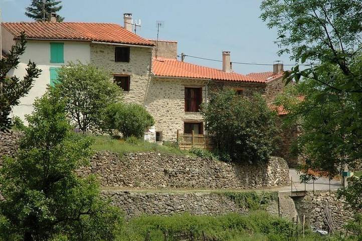 Gîte pour 6 personnes, avec jardin