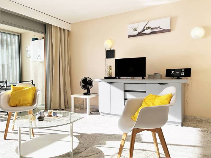 Ferienwohnung für 5 Personen, mit Terrasse und Ausblick in Var - 3