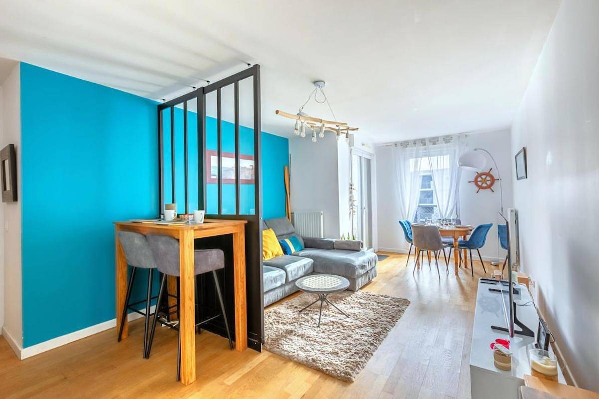 Appartement entier, Two-Bedroom Apartment in Palaiseau, Essonne
