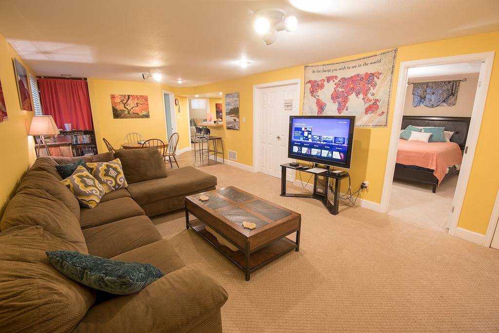 Cozy Lower Level 3 Bedroom Private Suite in South Boulder in Boulder, Boulder County