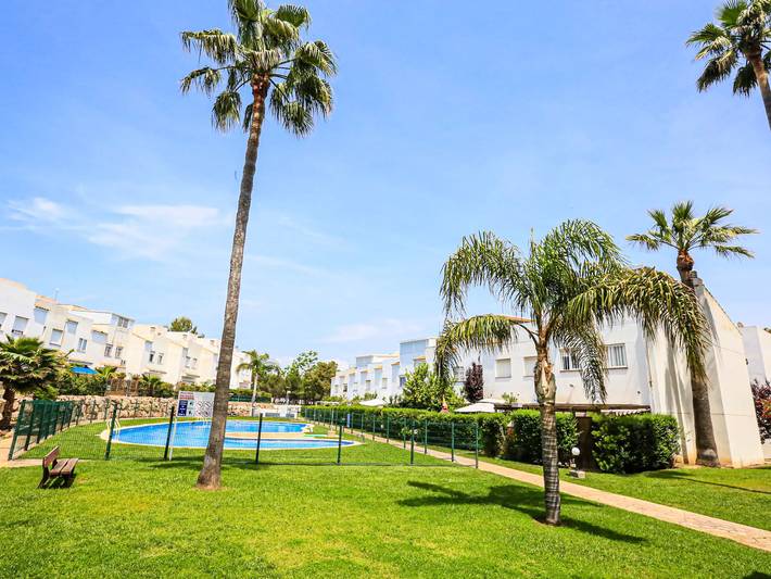 Casa rural para 7 personas, con jardín y piscina en Salou