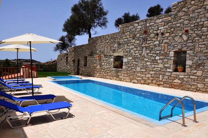 Villa für 8 Personen, mit Garten und Ausblick sowie Pool, kinderfreundlich - 1