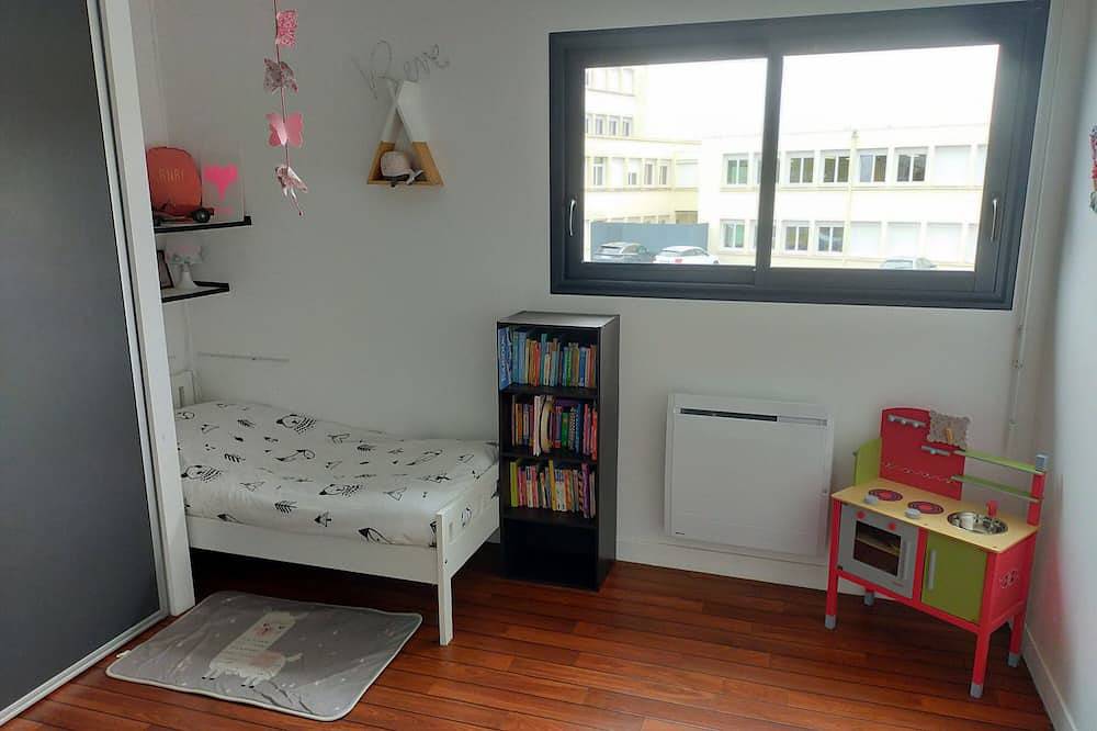 Bright house ideal for family in Vannes, Côte des Mégalithes