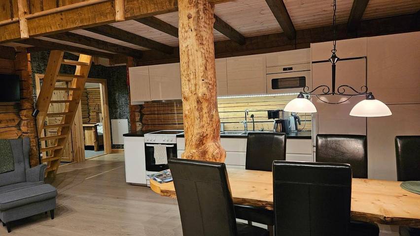 Camping für 6 Personen, mit Balkon und Whirlpool sowie Terrasse und Garten in Nordschweden