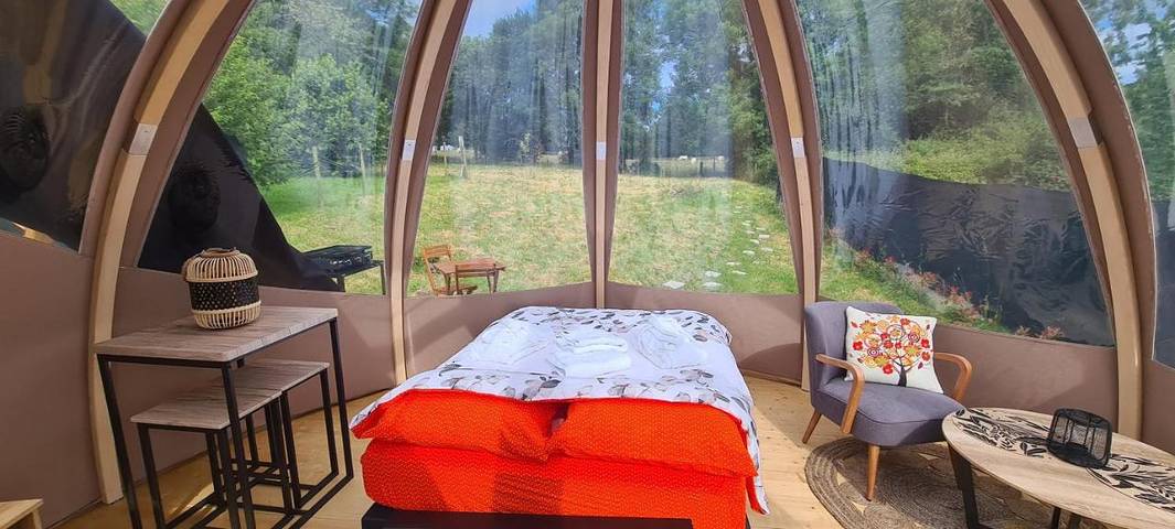 Tente pour 2 personnes, avec terrasse ainsi que jacuzzi et jardin dans le Nord-Pas-de-Calais - 2