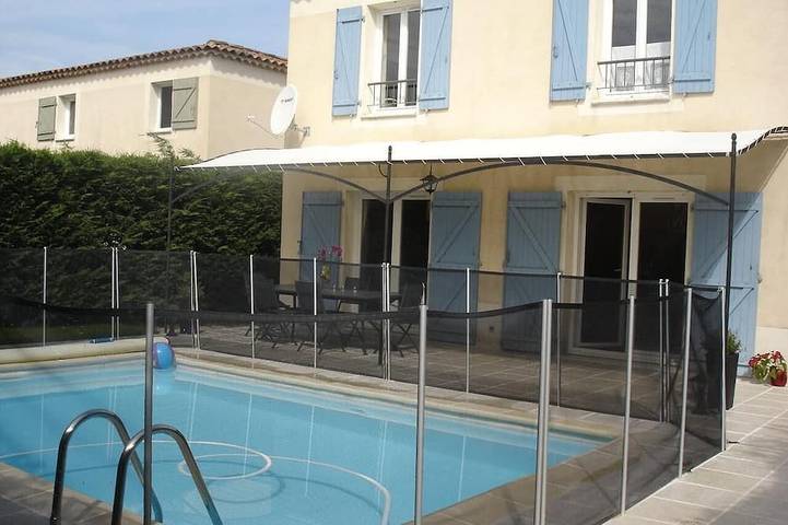 Villa pour 5 personnes, avec jardin et jacuzzi à Aix-en-Provence
