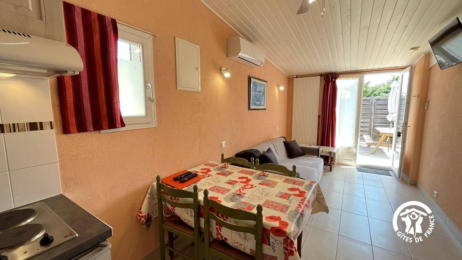 Mas des Palmiers - Gîte Fenouillèdes in Ortaffa, Côte méditerranéenne (France)