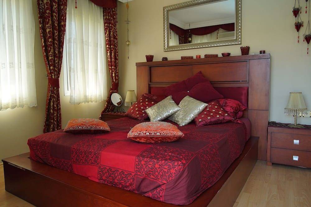 15% Descuentos Ahora! Villa de lujo con piscina privada y jardines y viaje en yate privado in Marmaris, Muğla