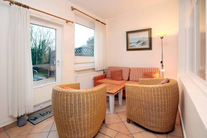 Ganze Wohnung, Ferienwohnung mit 2- Zimmern und Terrasse in Wyk auf Föhr (Stadt), Wyk auf Föhr