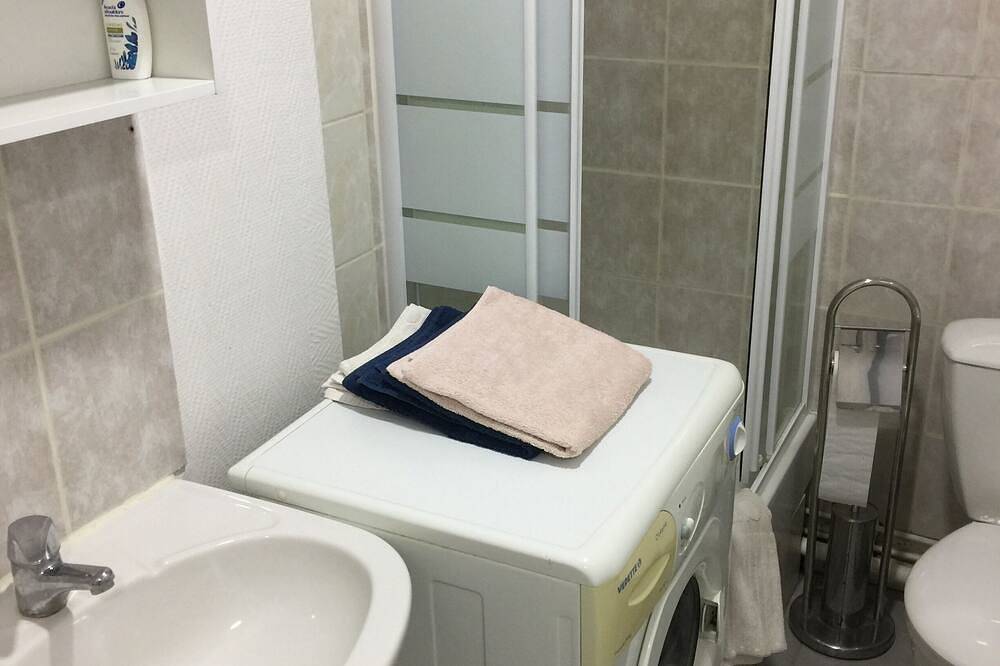 Apartamento entero, Gran Estudio Muy Agradable Y Funcional in 12th Arrondissement, París