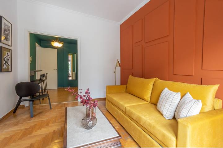 Apartamento entero, Spacious High-Ceiling 2Br by Acropolis Museum in Sección central de Atenas, Atenas