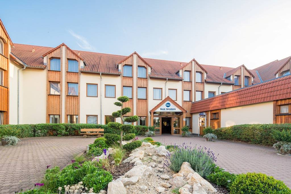 Entire holiday apartment, Best Western Hotel Erfurt-Apfelstädt - single room in Apfelstädt, Nesse-Apfelstädt