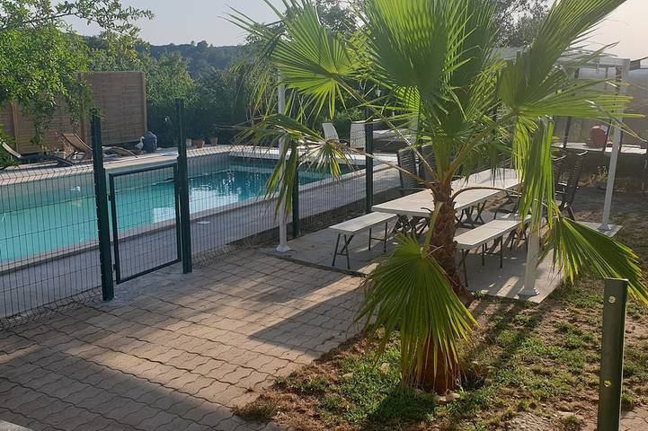 Location de vacances pour 8 personnes, avec jacuzzi ainsi que sauna et jardin à Sainte-Anastasie - 4