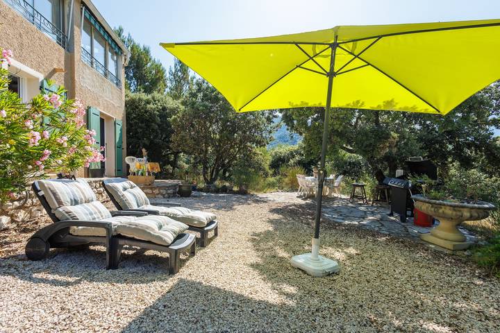 Location de vacances pour 6 personnes, avec balcon ainsi que jardin et piscine à Mollans-sur-Ouvèze - 3