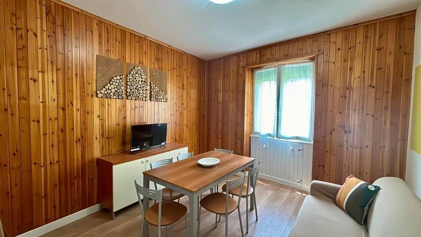 Gîte pour 8 personnes, avec vue et terrasse à Sondalo - 2