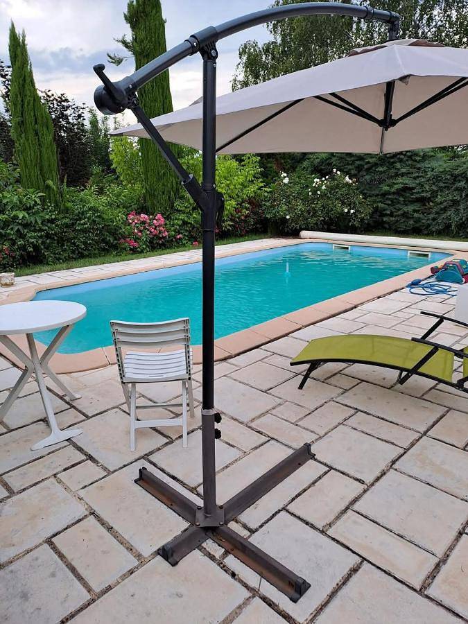 Location de vacances pour 6 personnes, avec piscine ainsi que vue et terrasse, animaux acceptés à Dauphin (homonymie) - 2