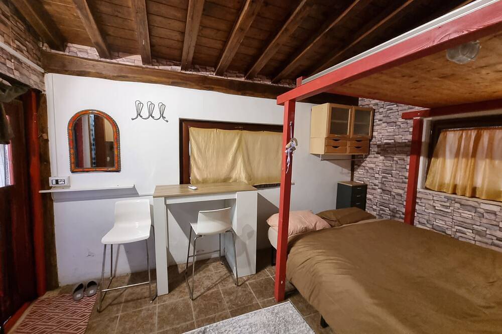 Villa Shiva - Annex. Country House with Hot Tub and Barbecue in Cerveteri, Rom Provinz