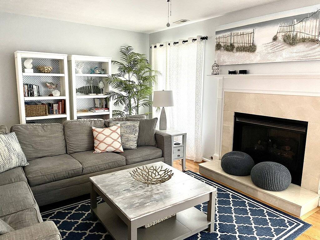 Ganze Wohnung, 1-1/2 Blks from Beach/Great Location/Luxury Condo/Private Garage Neptune'S Nook in Virginia Beach