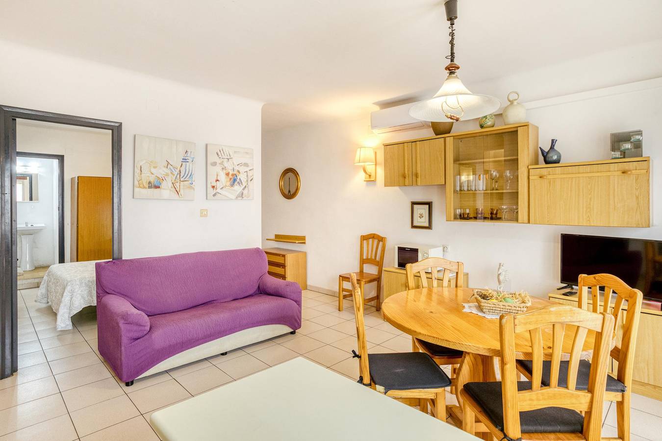 Ganze Wohnung, Ferienwohnung 'Paseo Marítimo 1-2' in Strandnähe mit Balkon und Wlan in Llanca, Oberampurien