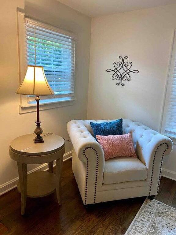 Magnolia on Main · Charming Farmhouse on Main St! Wifi + Dogs Ok in Cobb County
