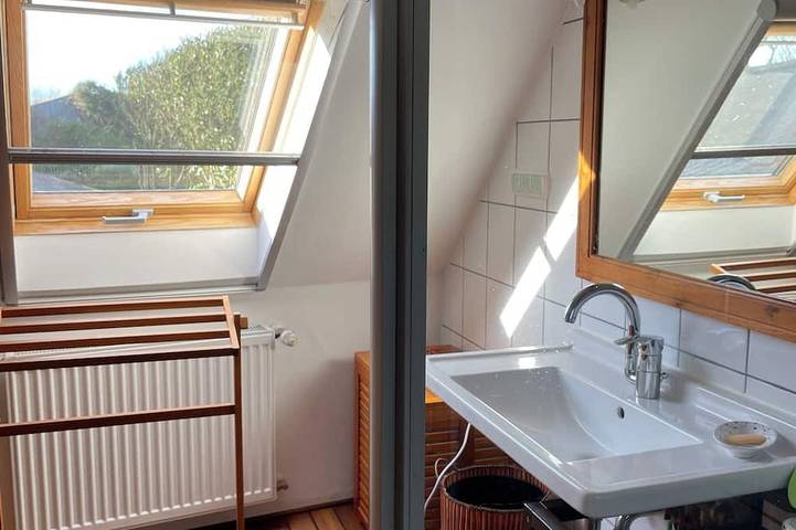 Lovely longere just a stone's throw from the sea... in Plovan, Quimper und Umgebung