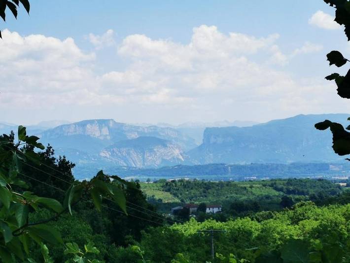 Gîte pour 12 personnes, avec piscine ainsi que jardin et vue à Saint-Bonnet-de-Chavagne