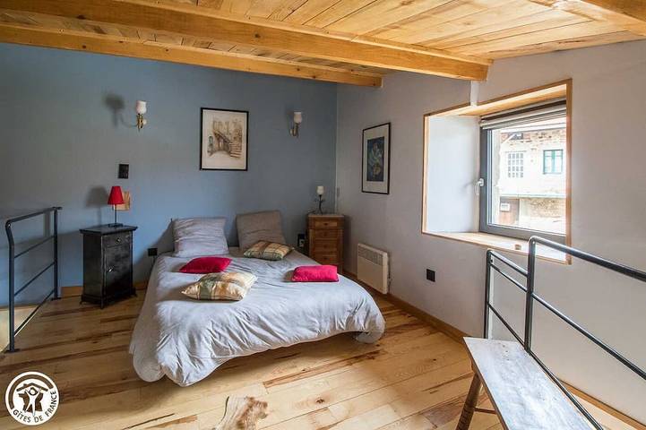 Location de vacances pour 2 personnes, avec jardin à Manglieu - 2