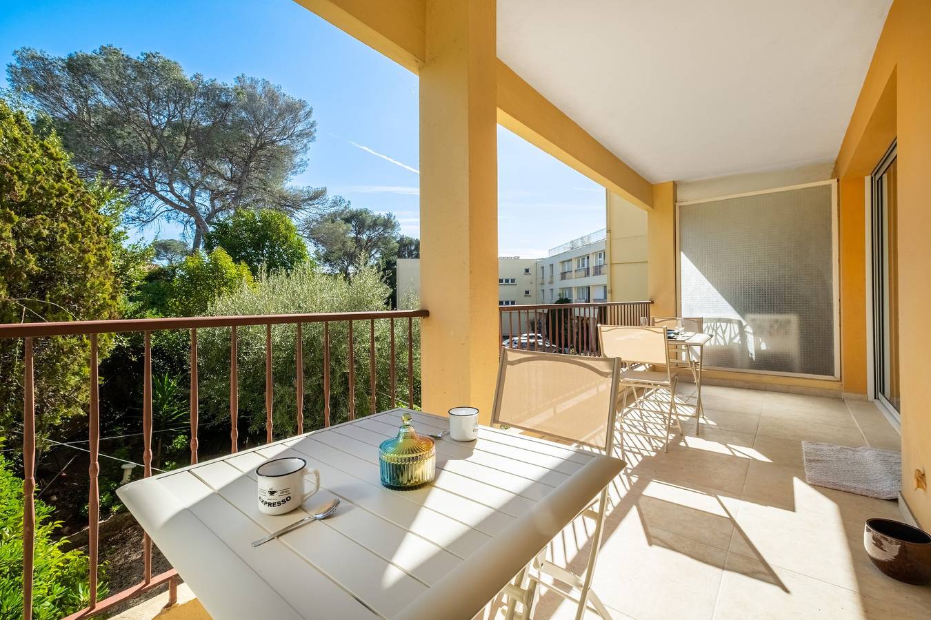 Appartement entier, Pause Ensoleillée - Cocon cosy à deux pas de la mer in Boulouris, Saint-Raphaël